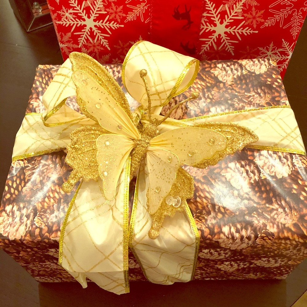 HOLIDAYS BOXES